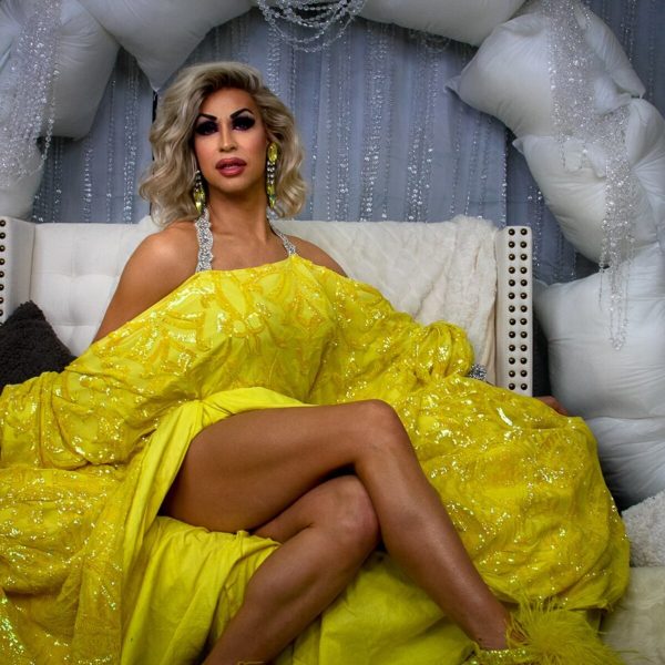 Yellow gown, front row